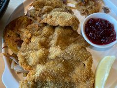 -LENBACH兰巴赫西餐啤酒坊(大连东港店)