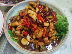 红烧青蛙-佳佳麻辣烧菜馆