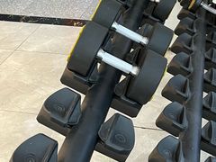 -美航国际健身(北京华联店)