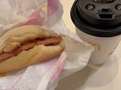 -麦当劳(中二横路店)
