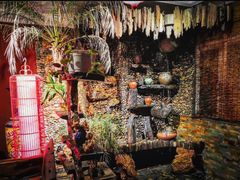 大堂-大匠工房古船木艺术餐厅·猪肚鸡专门店(长白仙岛店)