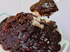 红豆巧克力酸磨糕-王中王刨冰