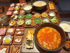 -银米·云南传统过桥米线(双廊黑金冠店)