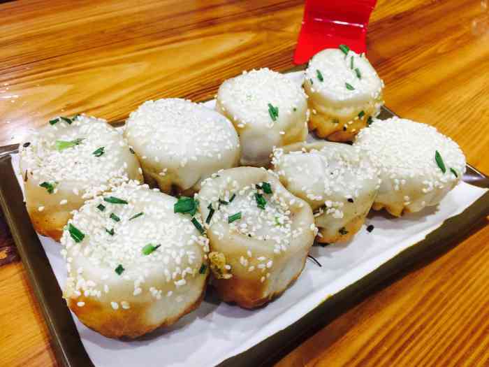 吴江路生煎汁浓皮薄,一直是吃而带!