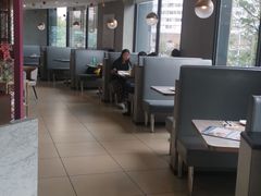 -必胜客(阿诗玛店)