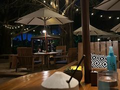 -三亚艾迪逊酒店·海滩烧烤 BARBACOA·现场乐队·浪漫晚餐·烧烤海鲜