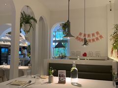 -春树下·树屋花房西餐厅(罍街AS1980店)