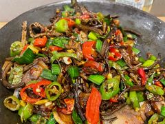 我最爱的干锅茶树菇炒腊肉-建辉湖南土菜馆(南大街店)