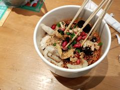 -诚铭记·虾仁汤包·成都小吃(融创店)