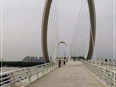 -南京眼步行桥