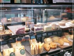 面包甜点陈列柜-星巴克(长沙乐和城门店)