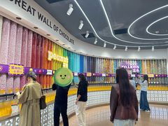 -m豆巧克力世界(上海世茂广场店)