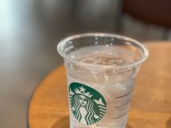 -星巴克(潍坊泰华广场店)