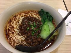 -李先生牛肉面大王(北京站售票厅餐厅)