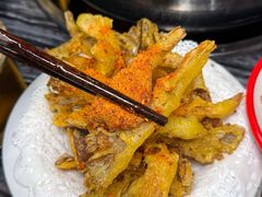 -老船舫·现做活鲜鱼馆(东郊记忆店)