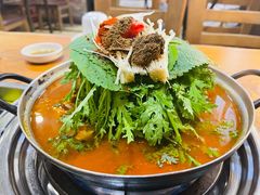 -喇喇排骨火锅·传统韩式脊骨汤(望京西园总店)