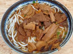 -牛师傅牛肉面(尚隆路店)