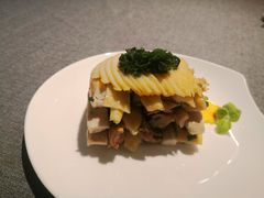 -HOMES上海本帮菜(襄阳公园店)