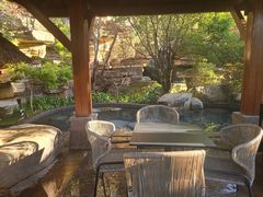 -七彩云南古滇温泉山庄