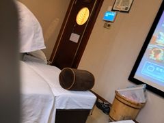 -颐而康·按摩·艾灸·足疗(南岸晶都店)