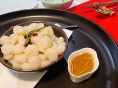 手拨凤尾河虾仁-荷风细雨·中国茶宴(碧云店)