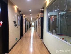 -卓玥国际月子会所(罗山路店)
