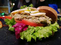 -HIGH FIVE哈福手工汉堡(桂林路店)