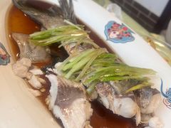 -雪湖煜辰鱼头老店(雪野湖店)