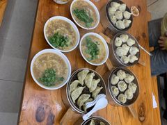 -罗卜李包子羊肉汤