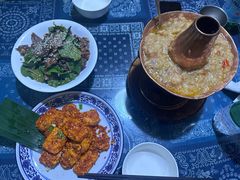 -蜗牛小馆醉乡民谣云南菜(惠新西里店)