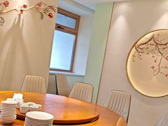 -小桃红·东北菜·春饼烤鸭(南阳湖街店)