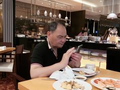 -上海西藏大厦万怡自助餐厅(徐汇店)