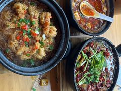 -有红鸡毛店·砂锅菜(抚琴夜市店)