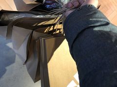 -阿迪达斯(百联徐汇商业广场运动旗舰店)