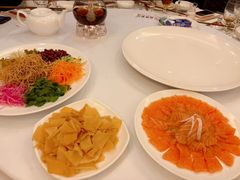 风生水起三文鱼-山泉公馆酒家(珠江新城店)