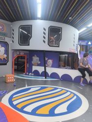 -孩子王童乐园(鹏瑞利青羊广场店)