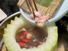-得意咚瓜·顺德鱼生·冬瓜火锅(深圳首店)