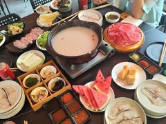 -牛牛和牛海鲜粥底火锅(长虹国际城店)