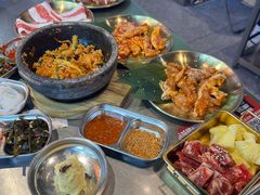 -哈哈碳都·牛肋条无限自助烤肉(台江万达店)