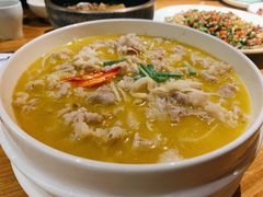 酸汤肥牛-川菜故事(光谷步行街店)