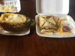 -Neary Khmer Restaurant