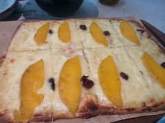 金枕榴莲芒果薄脆-半秋山西餐厅(襄阳万达店)