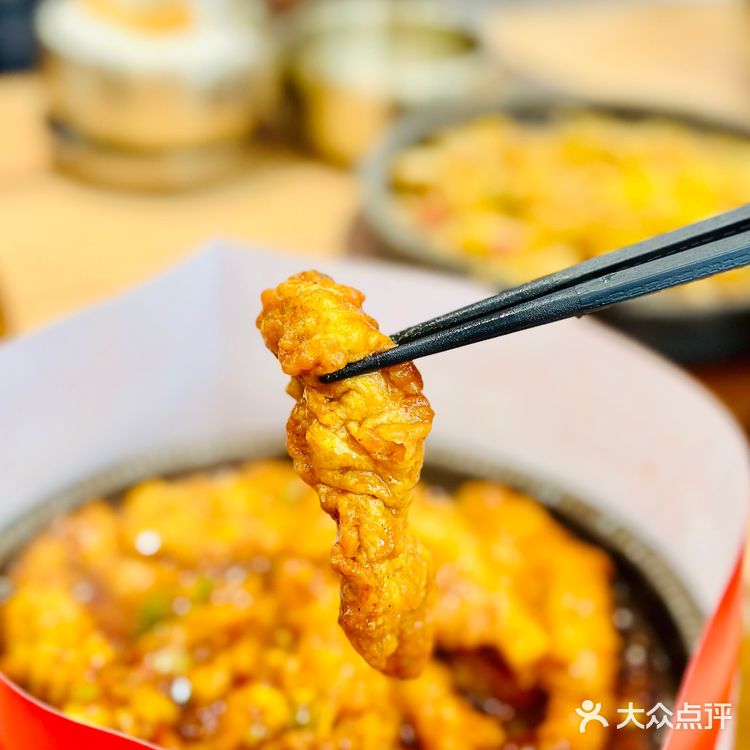 难以置信，米村拌饭要排队❓