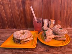 -Catch Bagel(芳草地店)