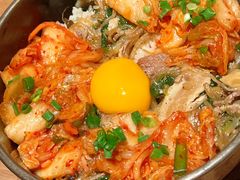 泡菜猪肉石锅饭-烧肉达人•炭火烧肉(新天地店)