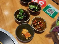 -苗阿哥酸汤牛肉火锅(体育场店)