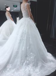点击看大图 -GRACE KELLY婚纱与礼服(北京店)