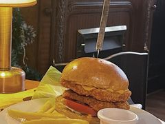 -BIGHOUSE·大房子电影主题融合餐厅(盐河巷店)