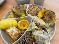 -素满香·全民食养自助(长宁龙之梦店)