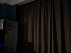 -粤塔x电竞酒店(深圳龙华大浪后浪新天地店)